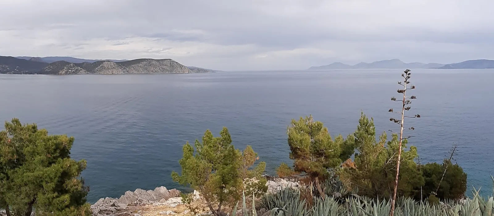 Ermioni kıyısı ve Saronik Körfezi · Argolida